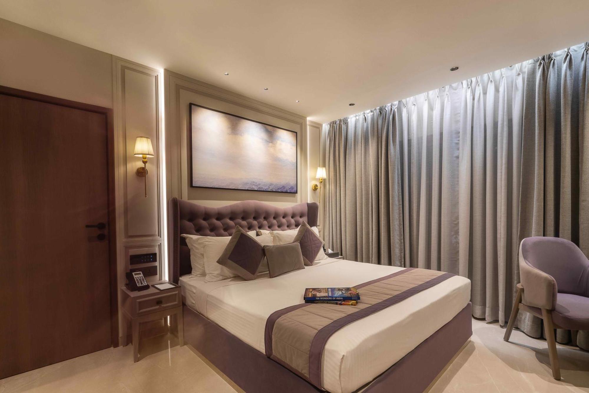Signature Room
