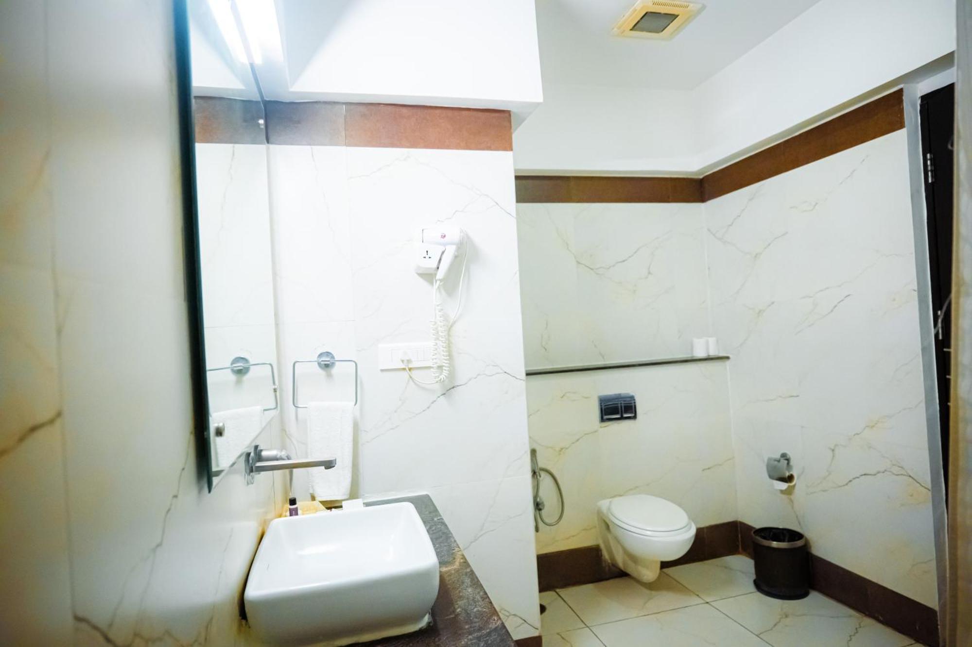 Deluxe Suite,1742885371:JPEG