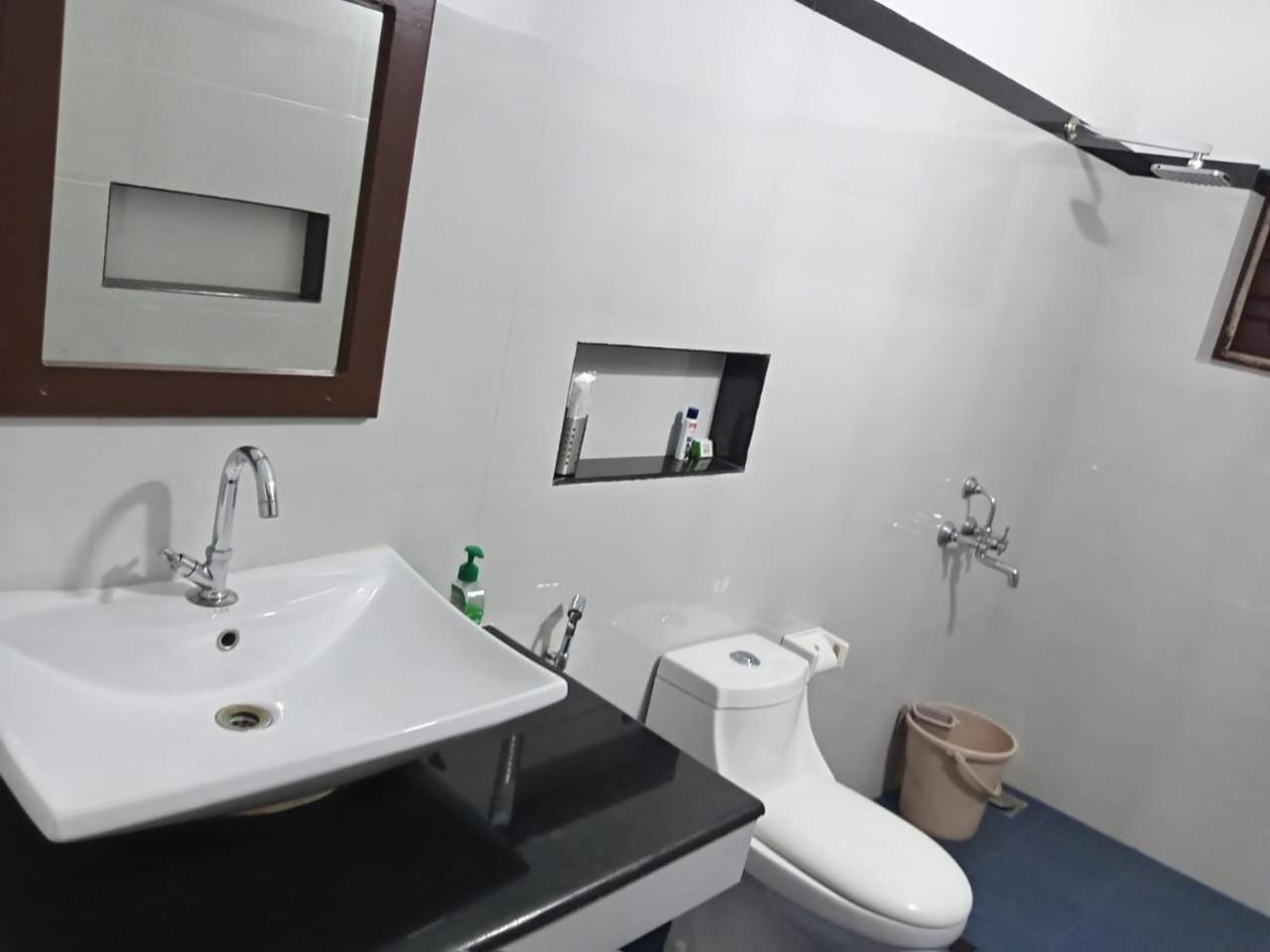 Deluxe Double or Twin Room Sea View