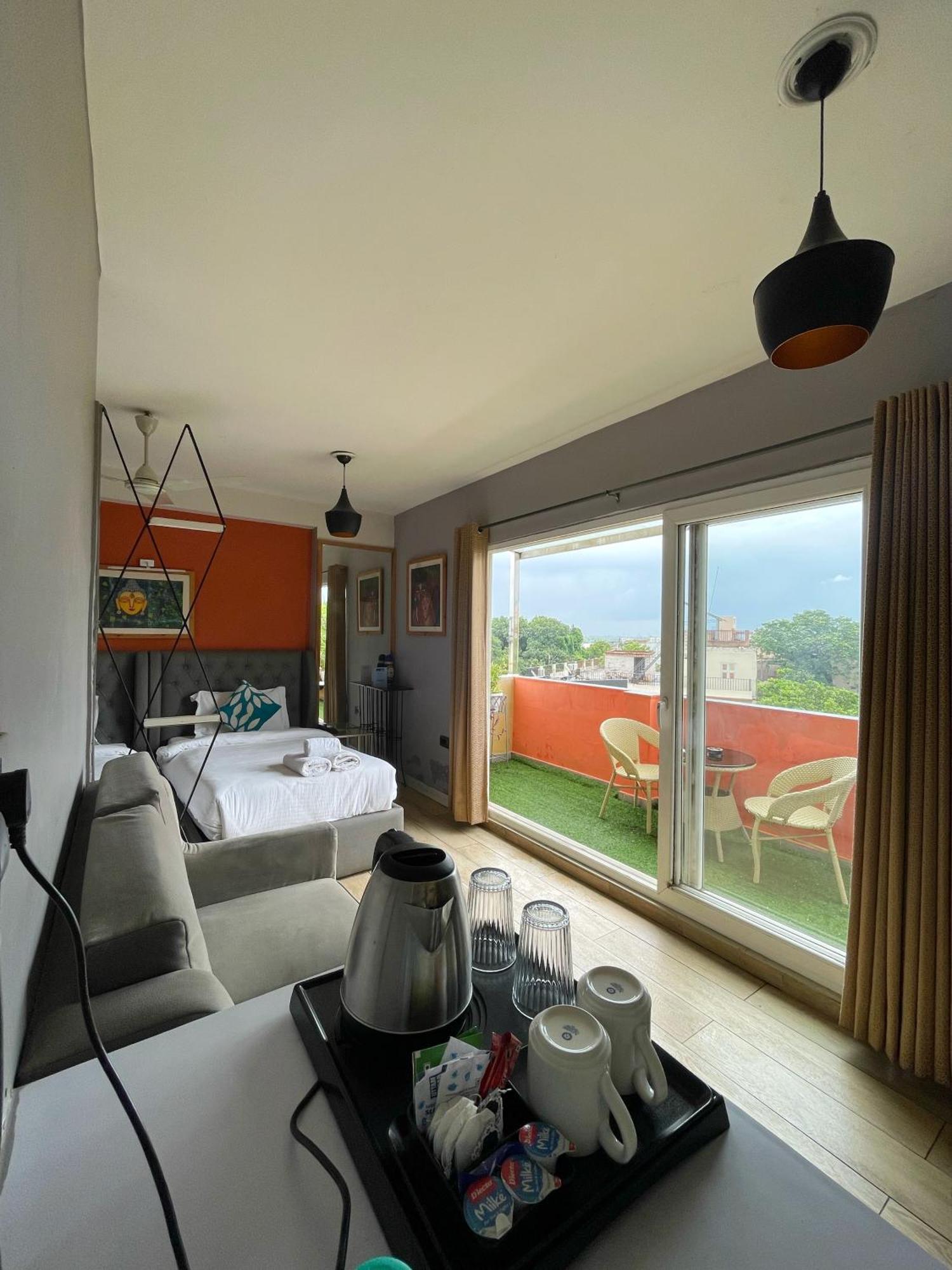 Twin Room Terrace