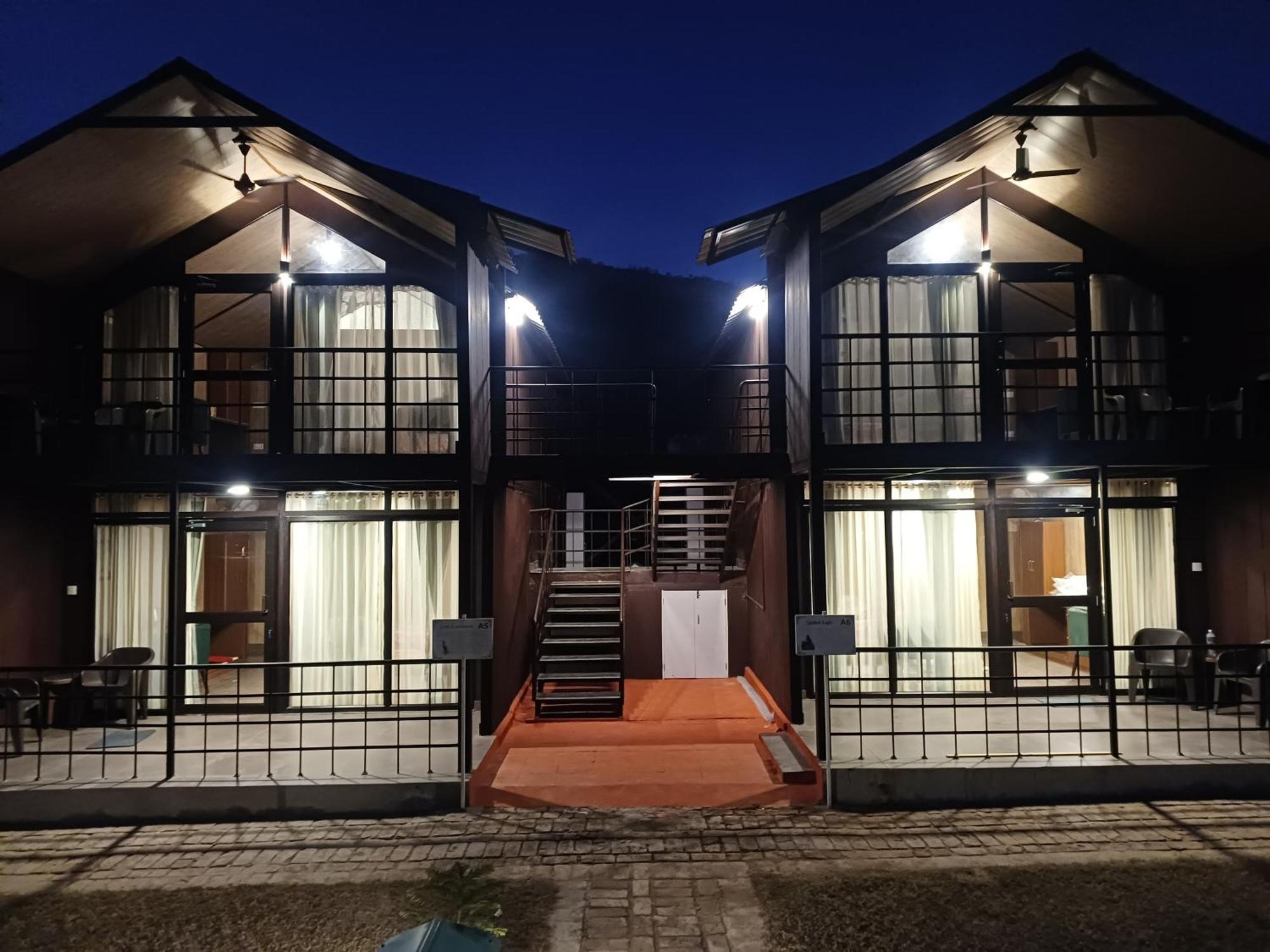 Luxury Cottage,1743373754:JPEG