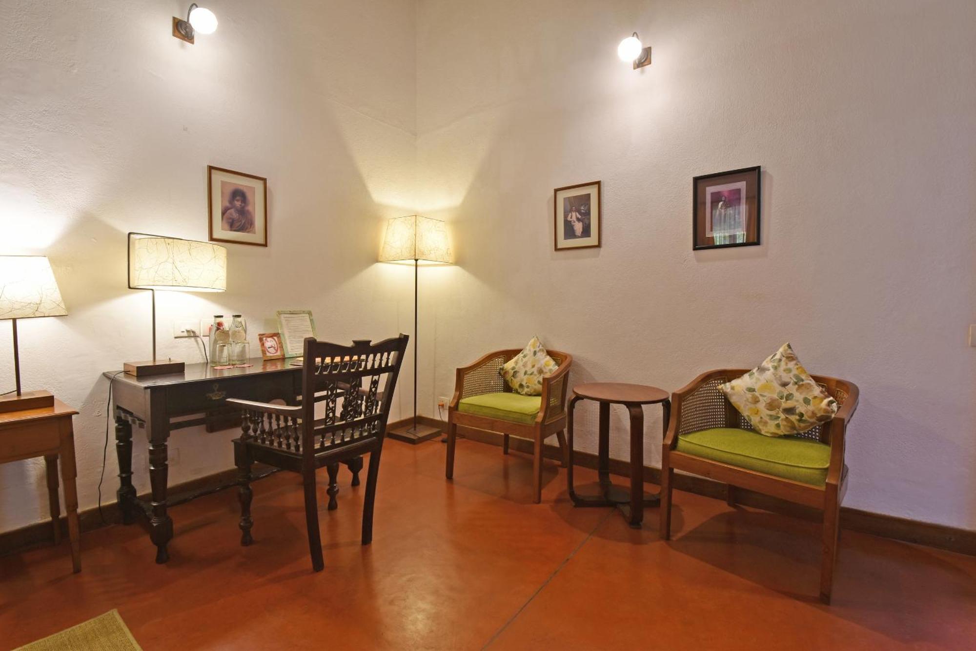 Deluxe Room complimentary guided heritage walk 400 PM – 600 PM