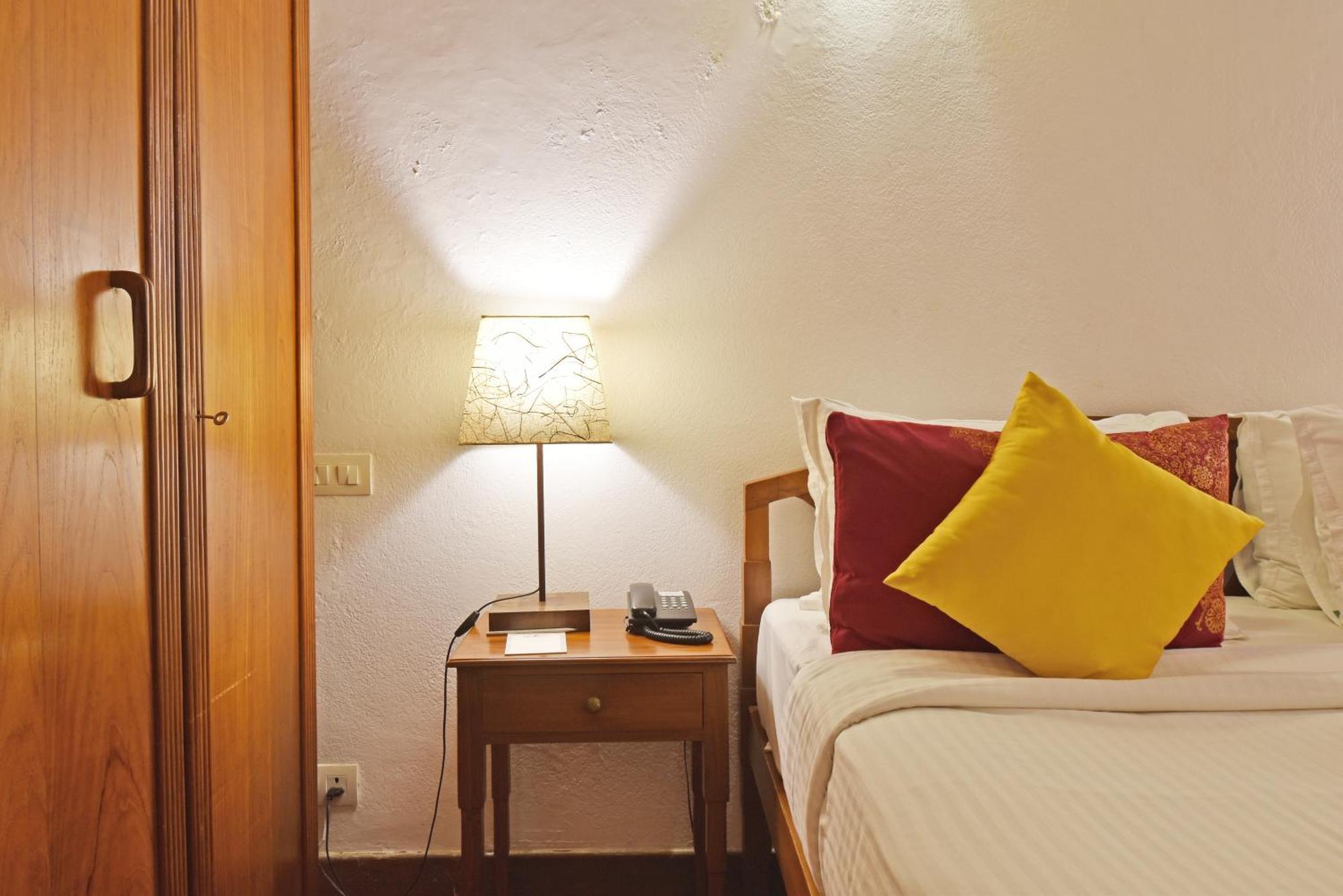 Standard Room complimentary guided heritage walk 400 PM – 600 PM