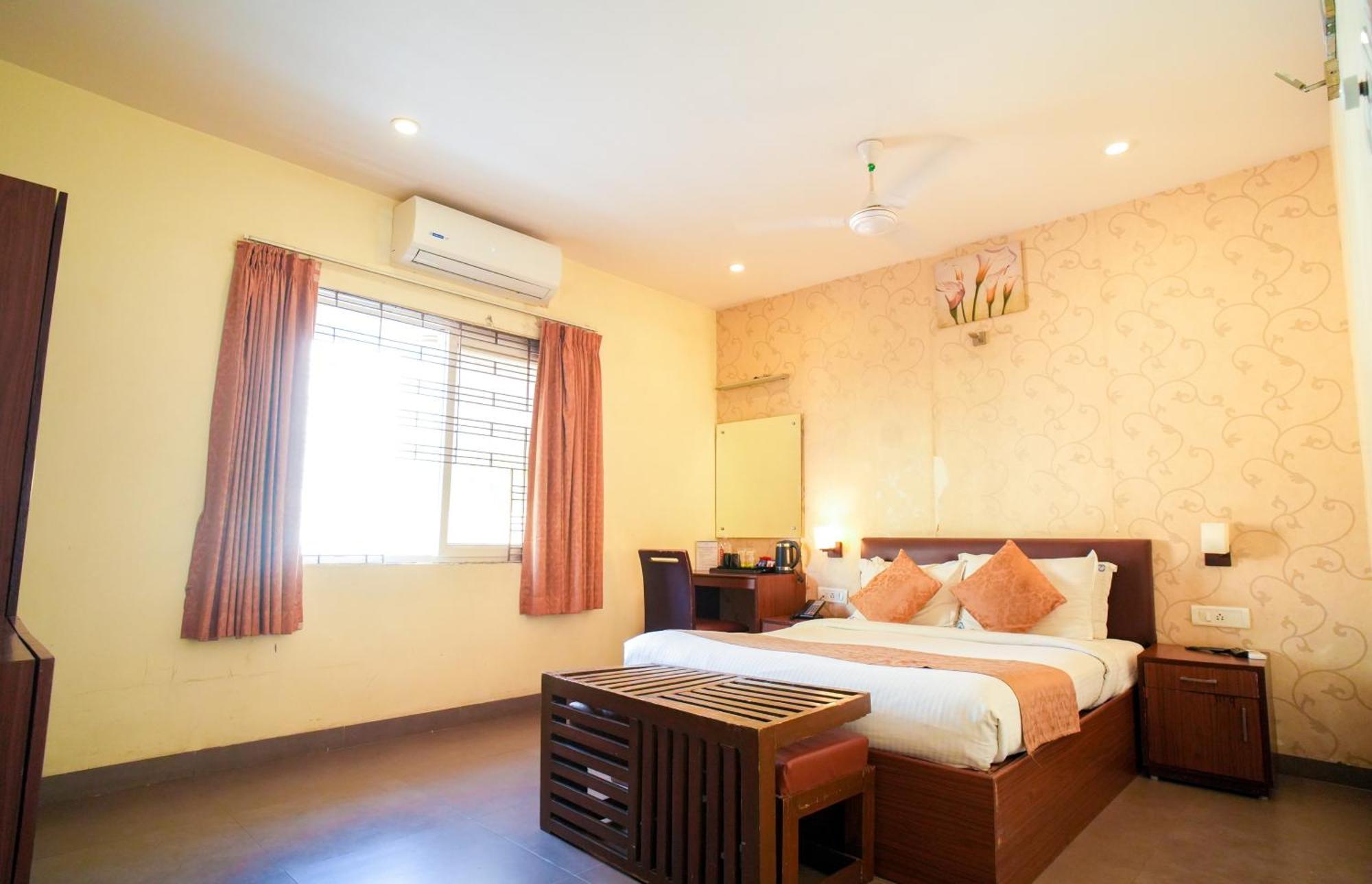 Double Room with Mountain View