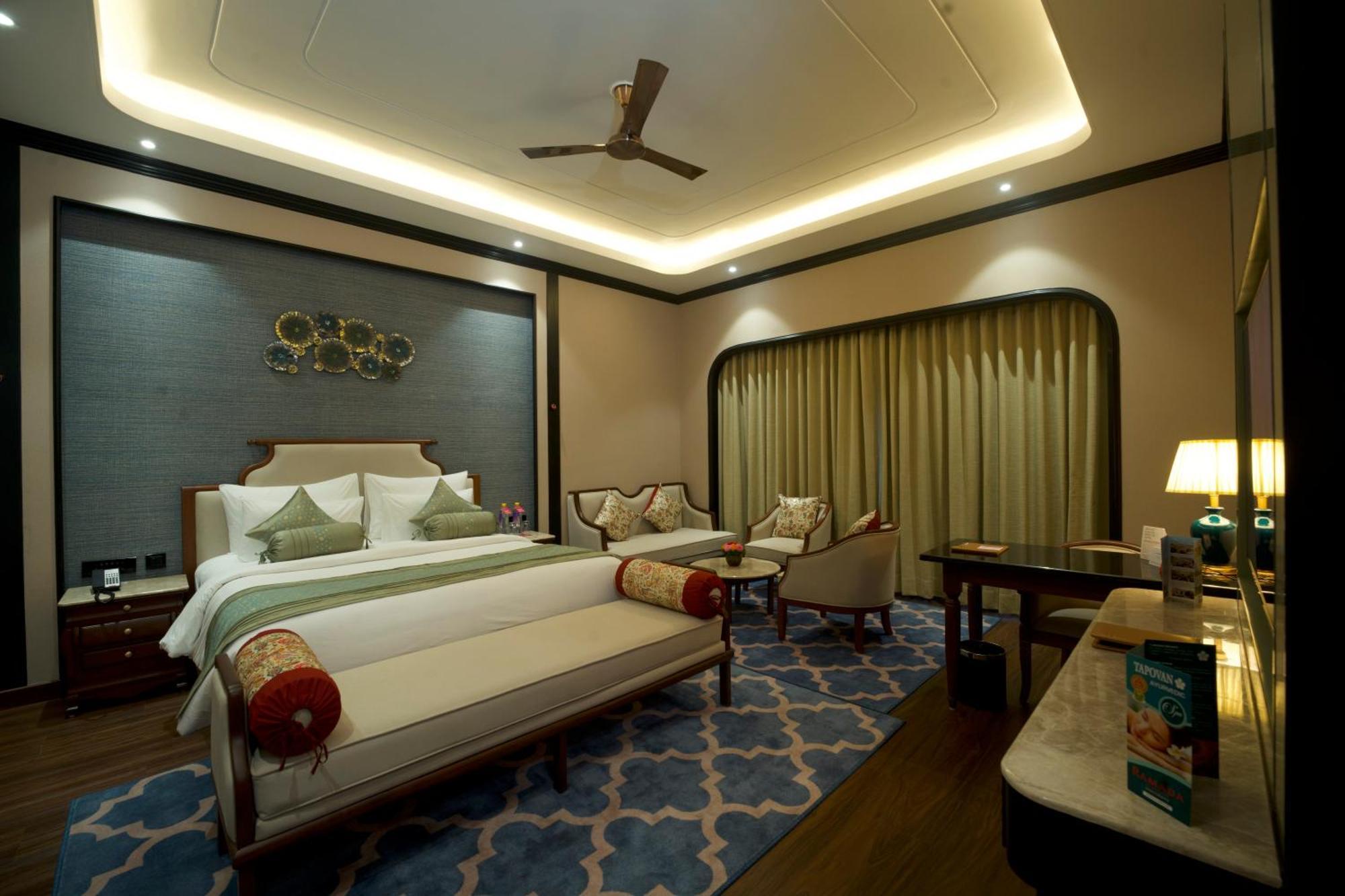 Anantara Suite