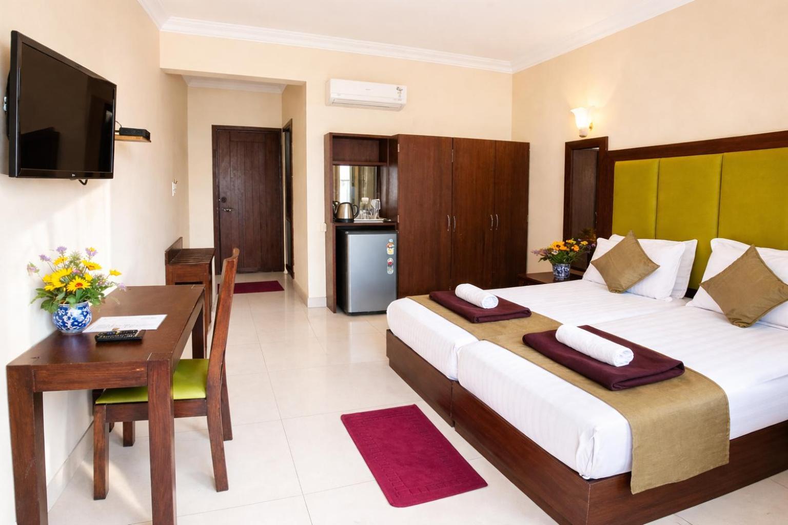 Deluxe Double or Twin Room Pool View