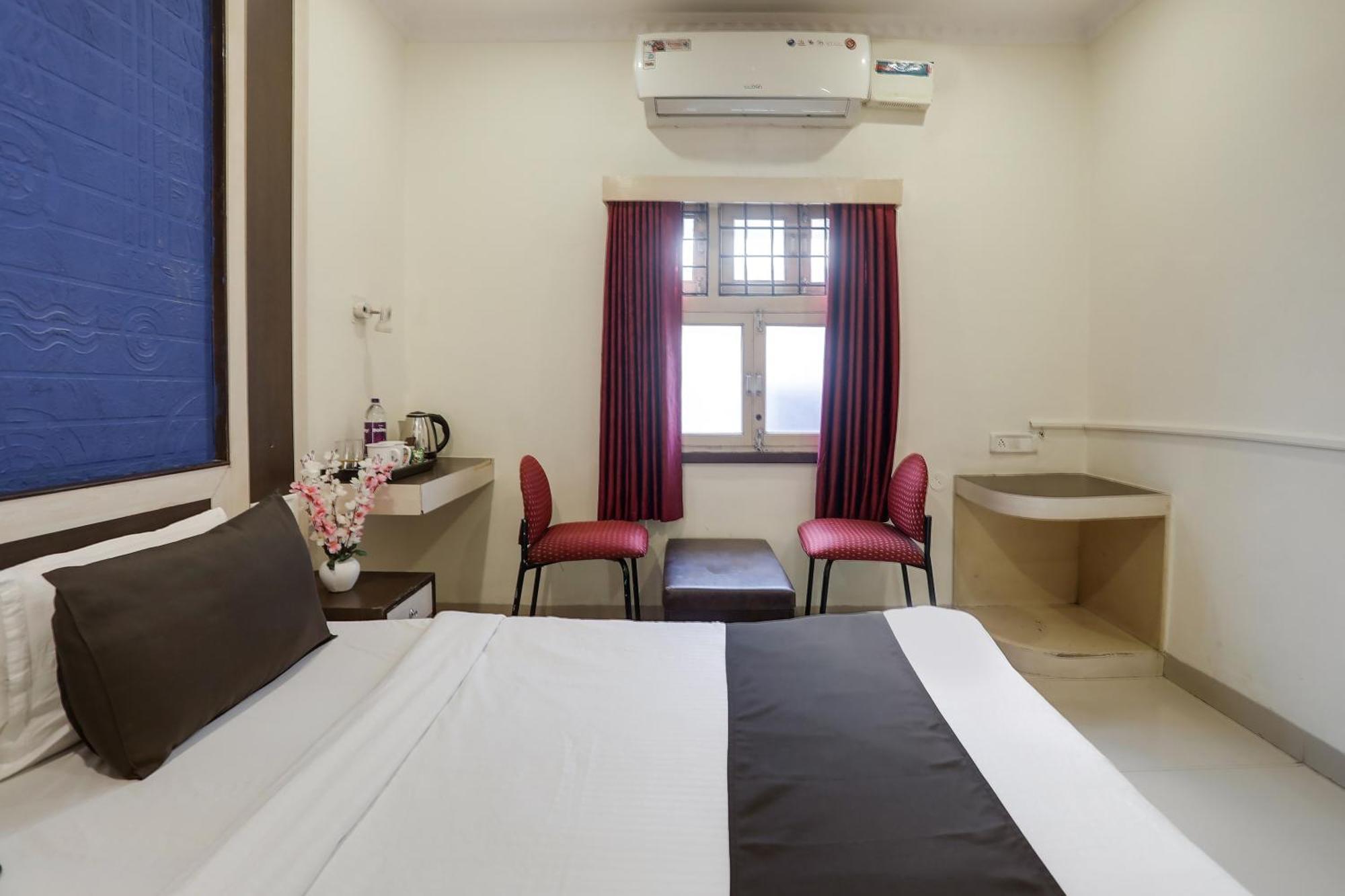 Classic Triple Room