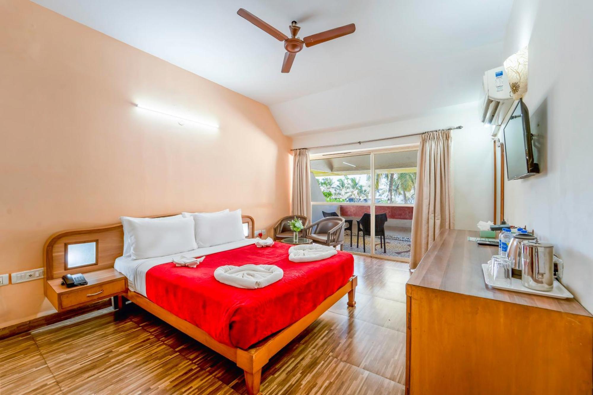 Sea View Front Deluxe AC Room