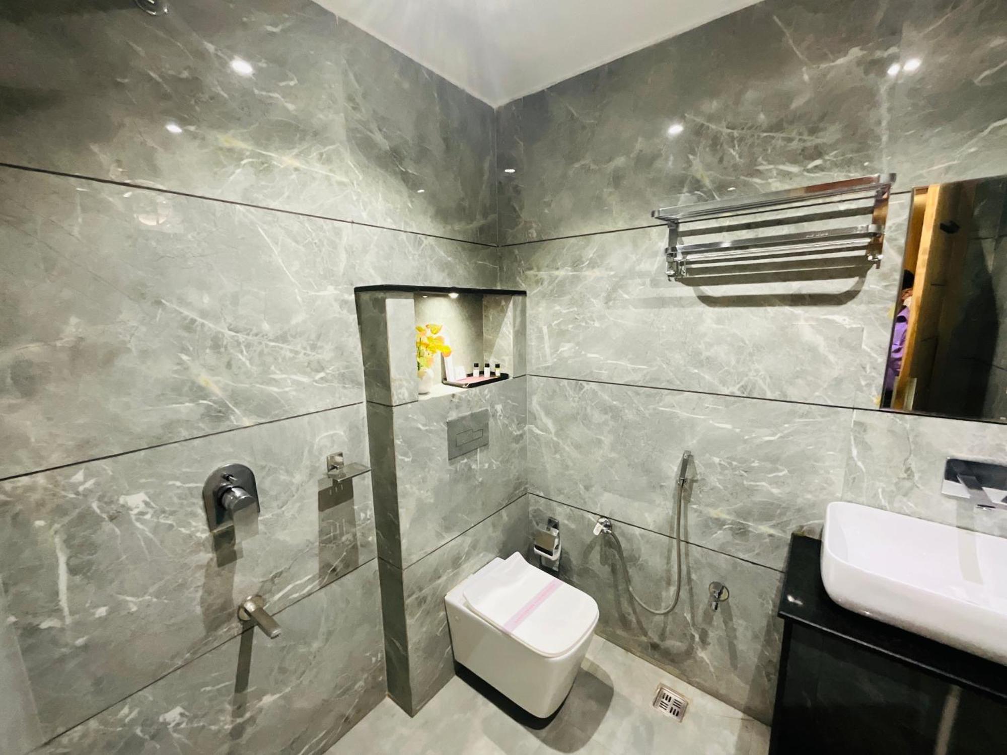 Large Double Room