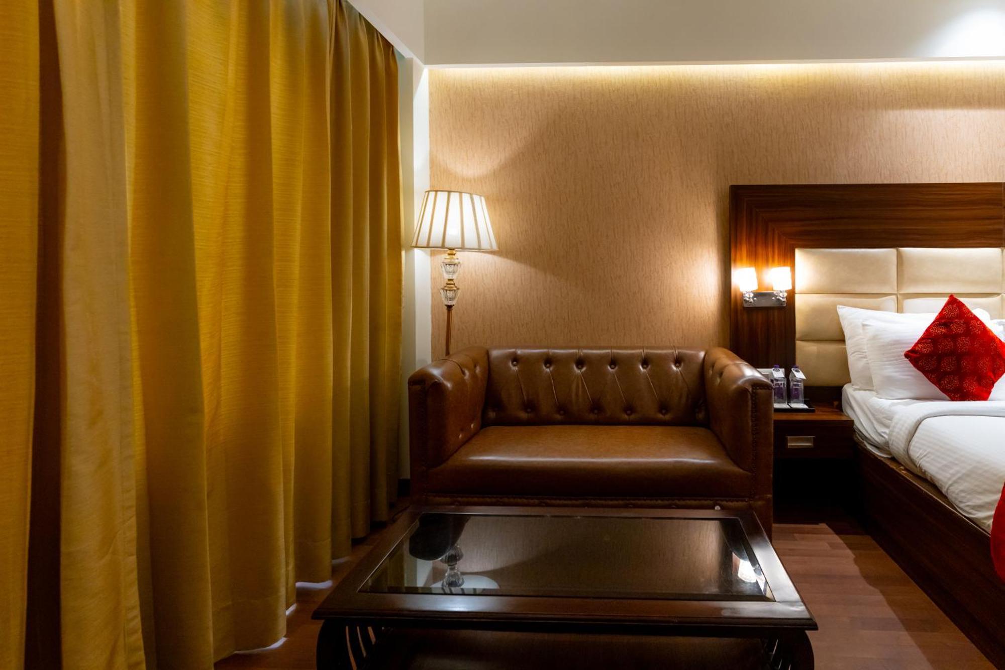 Superior King Room