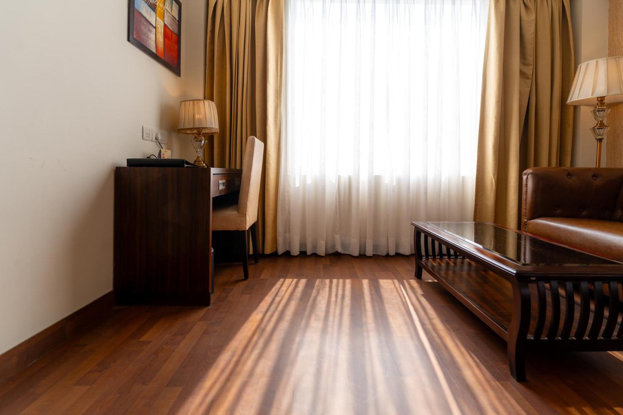 Superior King Room