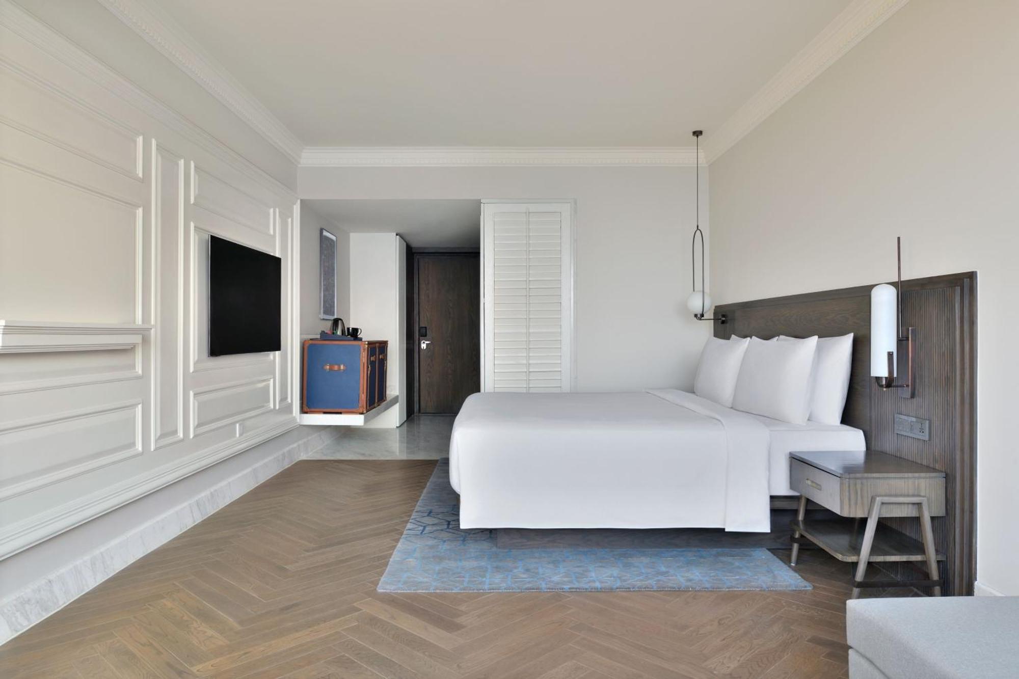 Premium King Larger Guest room 1 King X Complimentary Golden Temple transfers
