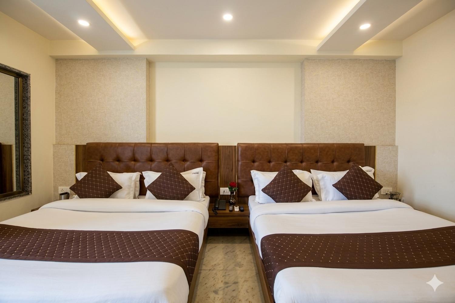 Deluxe Family Room
