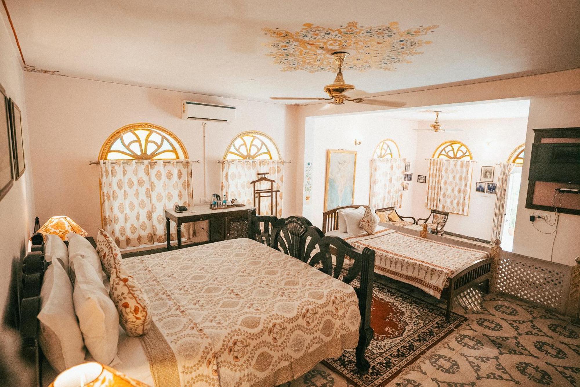Khairagarh Royal Suite Pick Up on Arrival from Airport Private Tour of Bissau Palace
