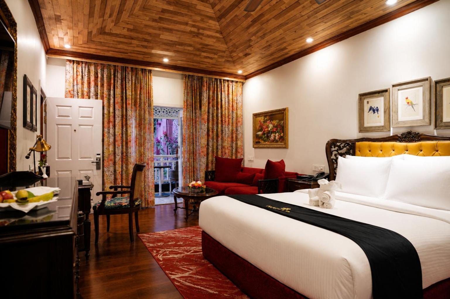 Deluxe Cottage on Foods & Soft Beverages* | Discounts on Laundry Services* | INR 500 spa credit during your on selective Massage services TnC Apply* | Minibar 2 cans of soft Beverages Once on Arrival