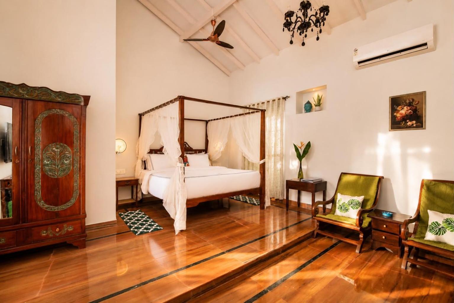 King Room