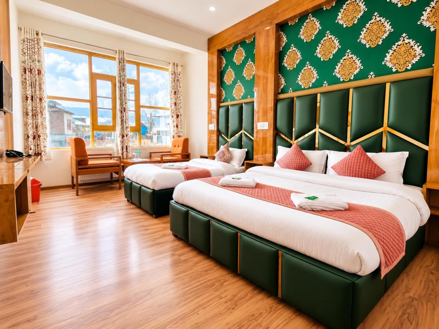 Triple Room