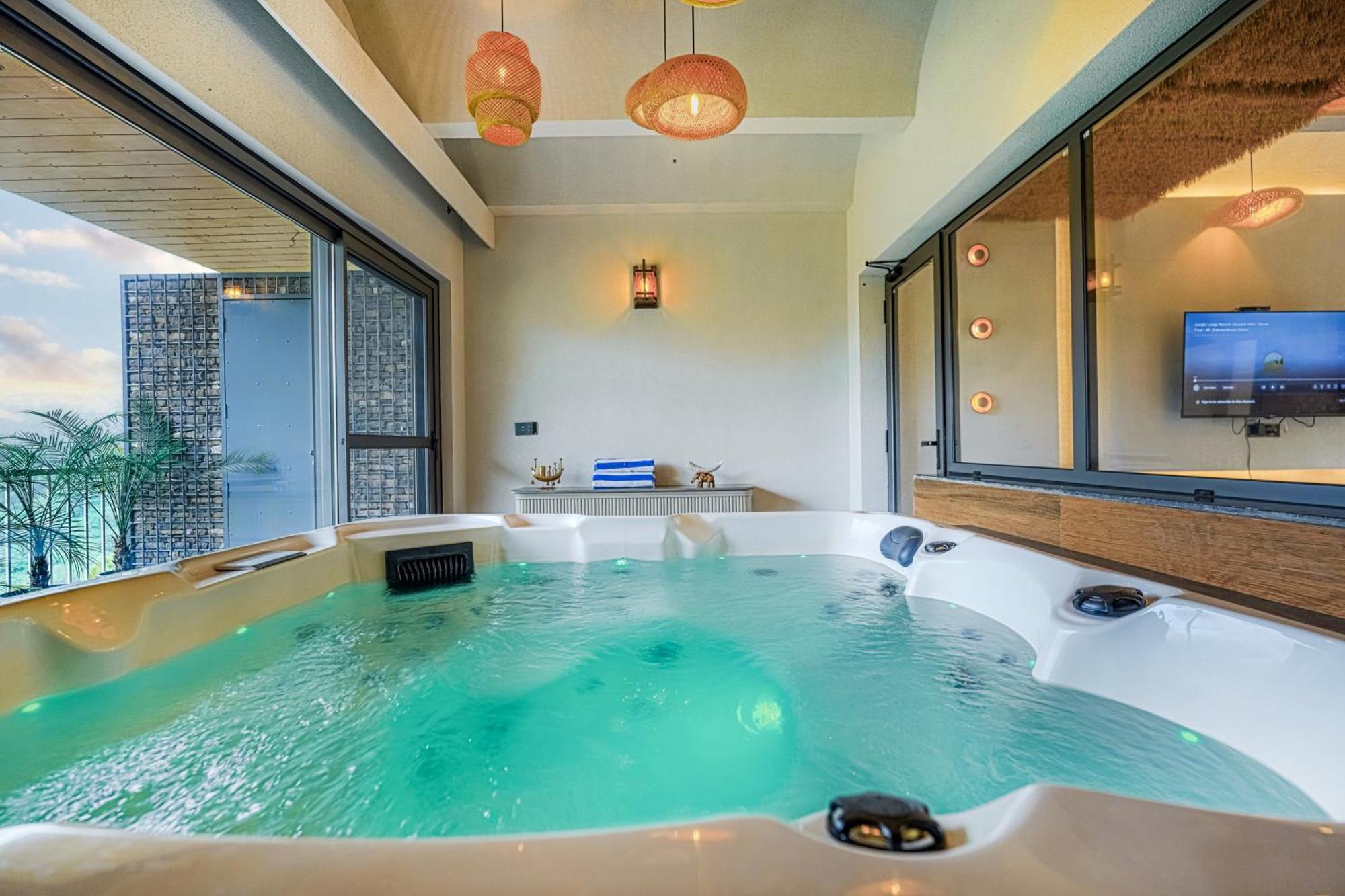 Suite Hot Tub