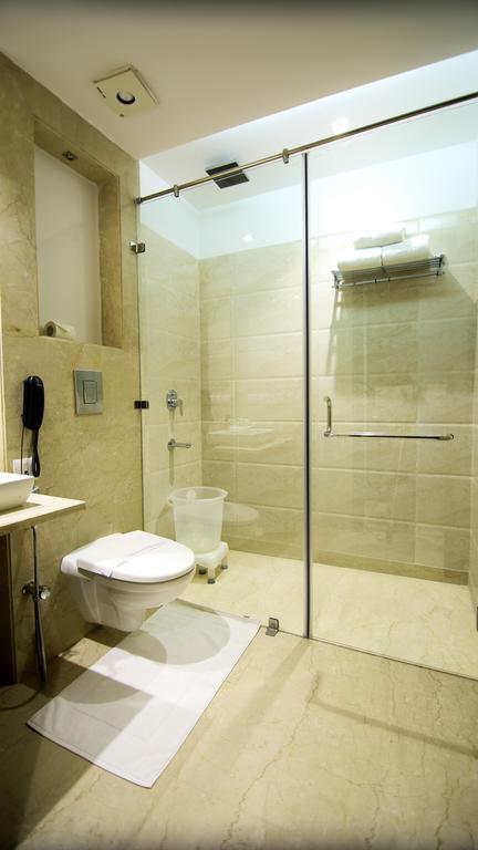 Deluxe Double or Twin Room Airport Pickup,1591507347:JPEG