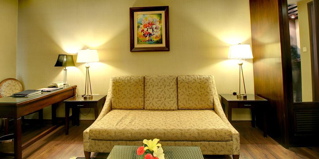 Contemporary Room on food soft beverages