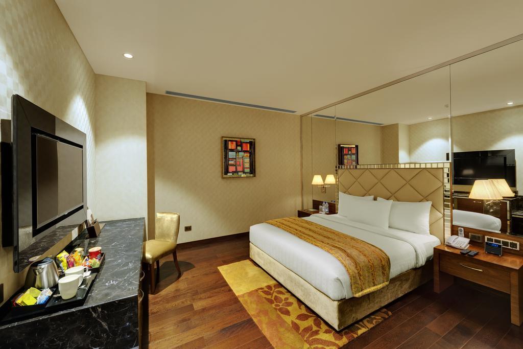 Premium Queen Room