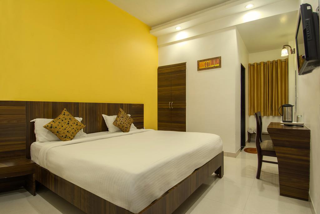 Deluxe Double Room,403426611:JPEG