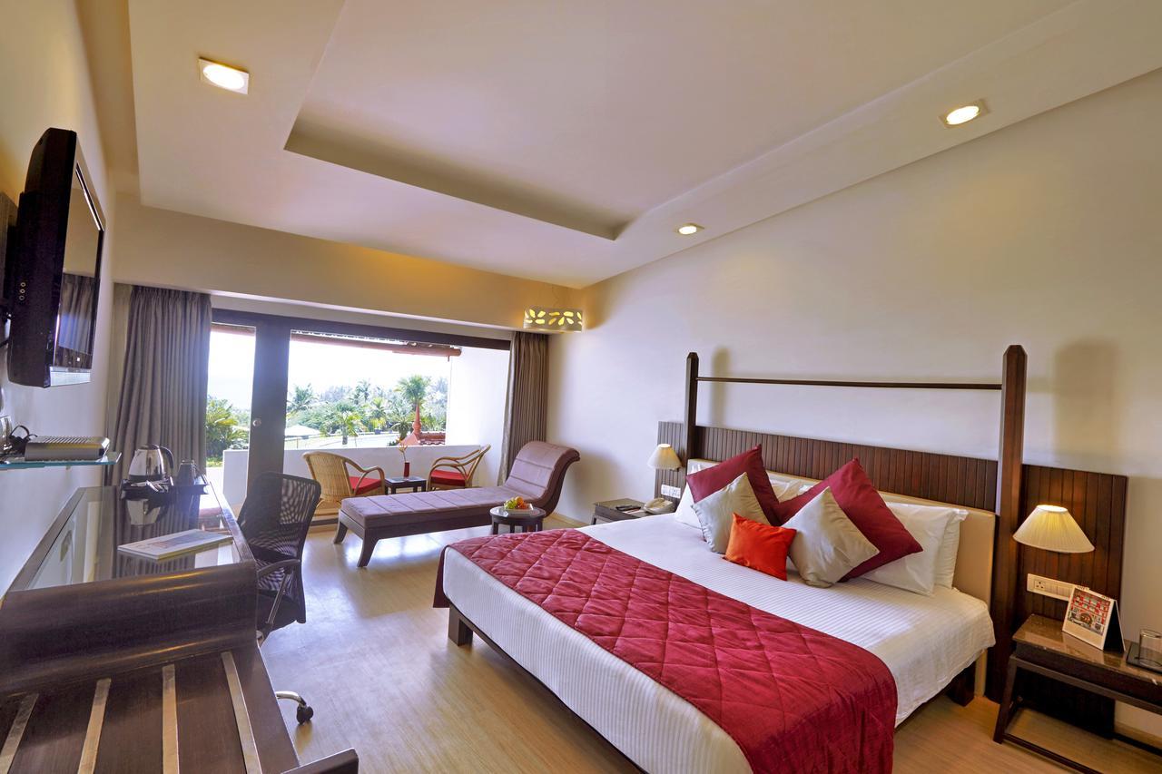 Superior Room Garden View Queen Bed