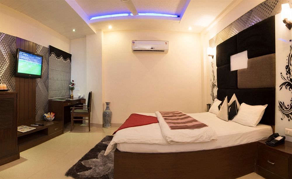 Small Double Room