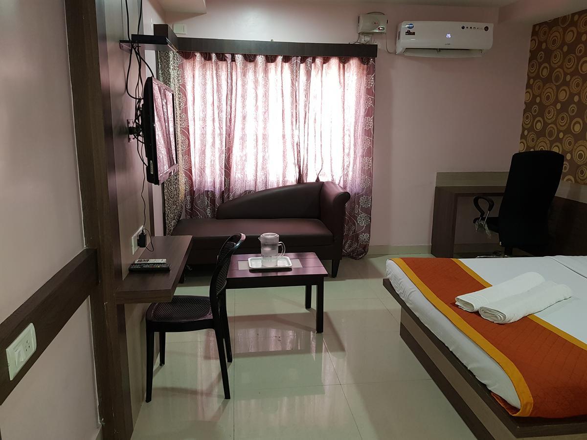 Executive A or c Room,535606011:JPEG