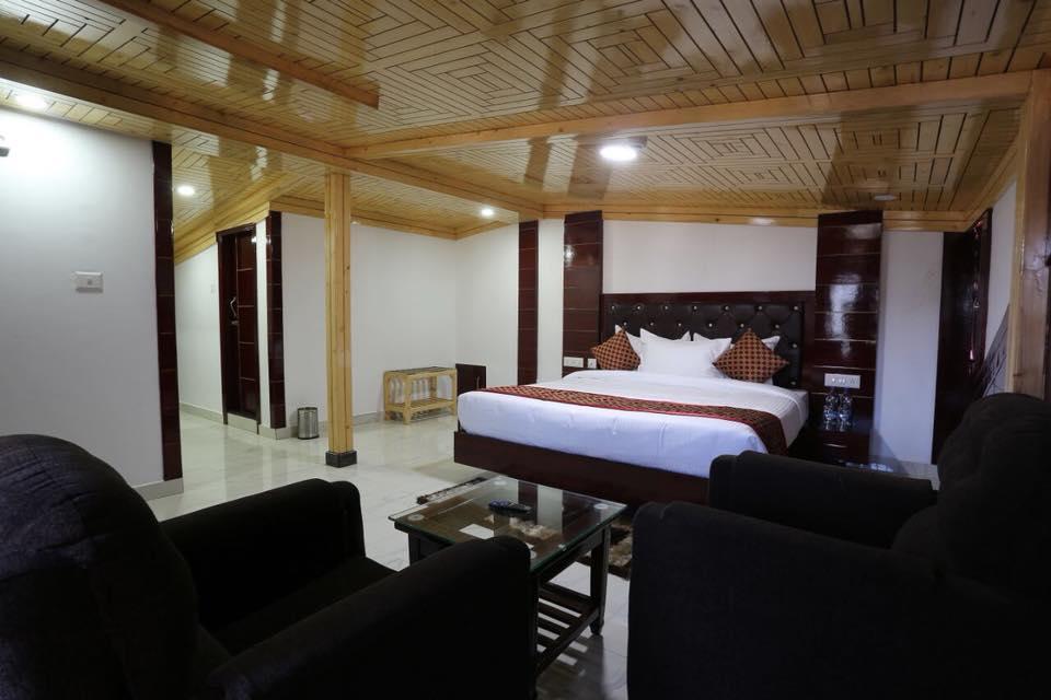 Premium Room