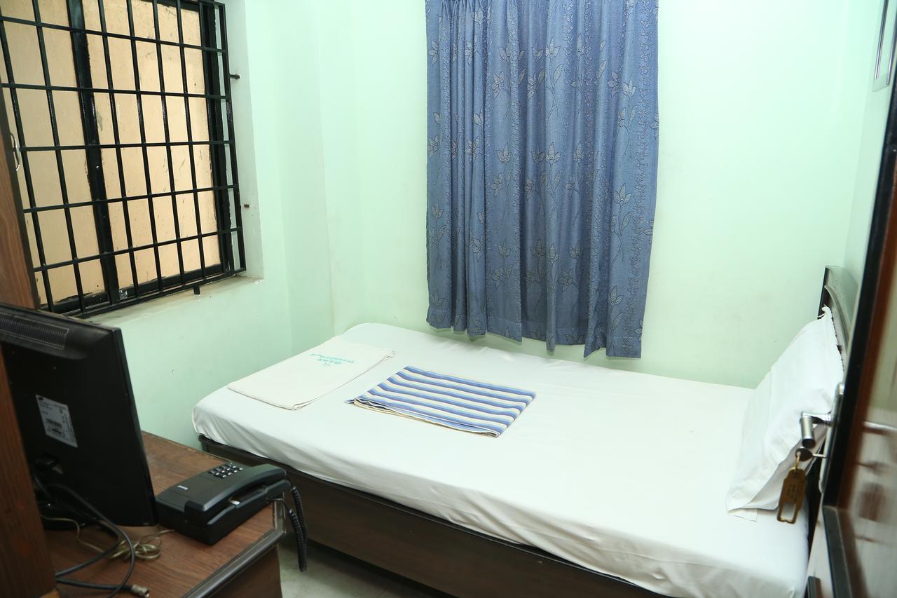Single Room with Bathroom