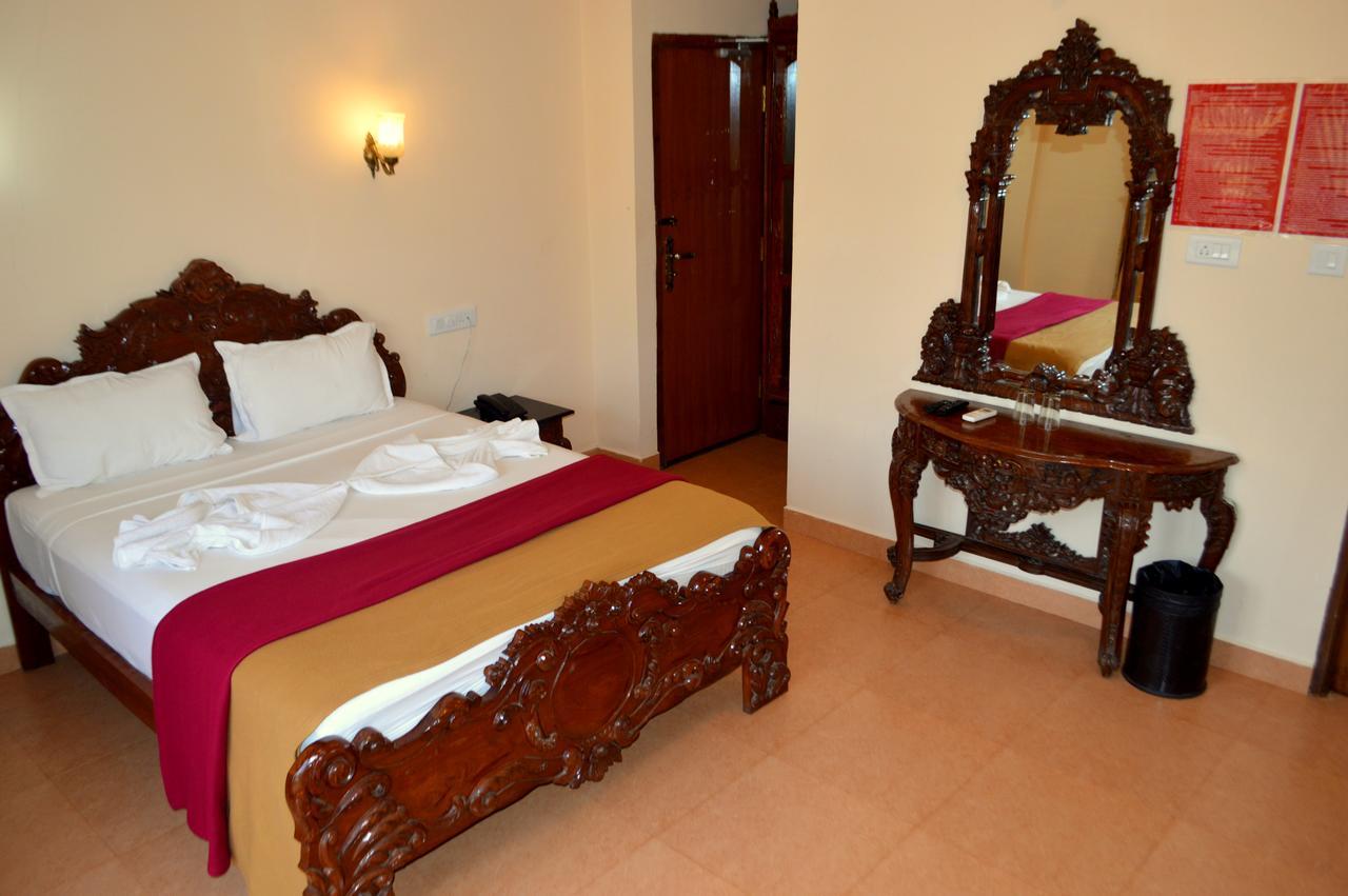 Double Room with Pool View,1660296998:JPEG