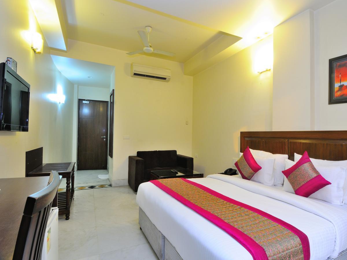 Deluxe Room,546113082:JPEG