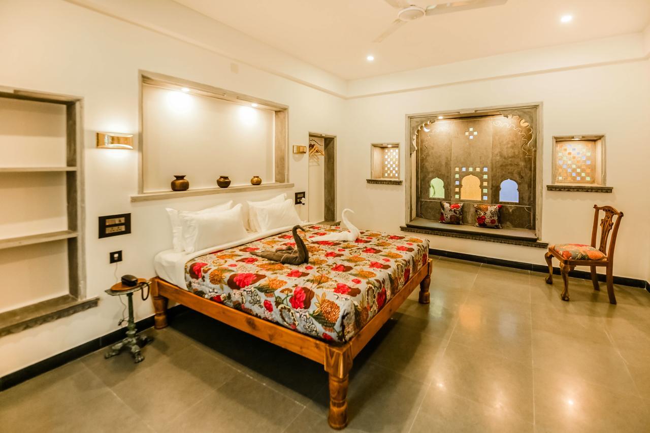 Deluxe King Room,569631696:JPEG