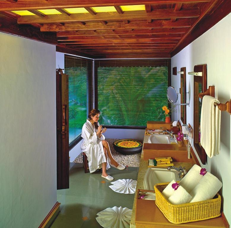 Luxury Pavillion Room with Hi -Tea ,One-hour sunset cruise,Complimentary in-house Wellness doctor consultation, Evening Cultural program, Complimentary Fishing,Cycling,and Clay pottery experience