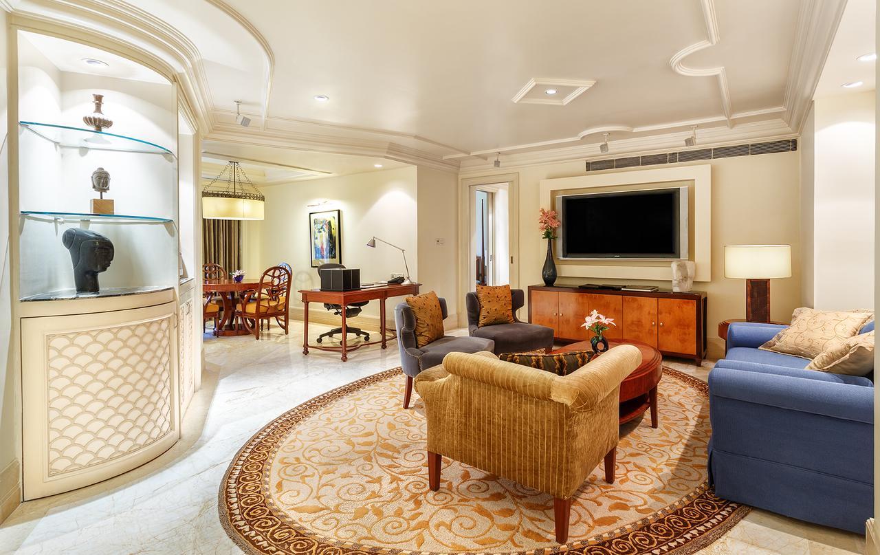 Luxury Suite,841422854:JPEG
