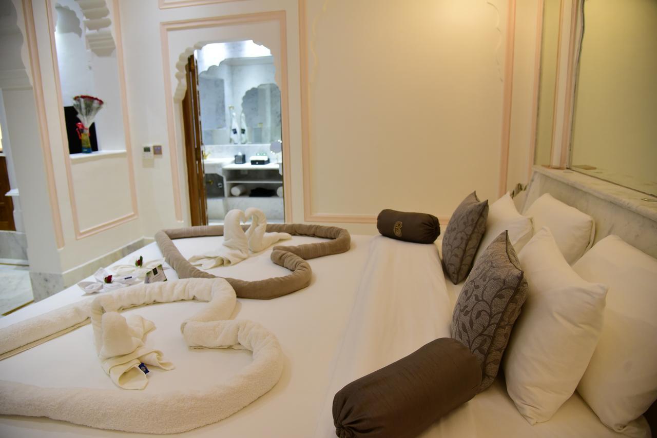 Heritage Villa Suite Private Pool Welcome drink on arrival 2 pints of Kingfisher lager beer One child up to 10 years complimentary without extra bed on all resort servicesComplimentary Mini Bar