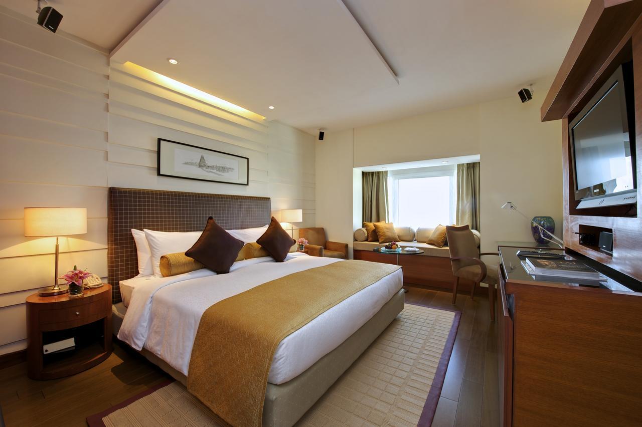 Luxury Room with Twin Bed