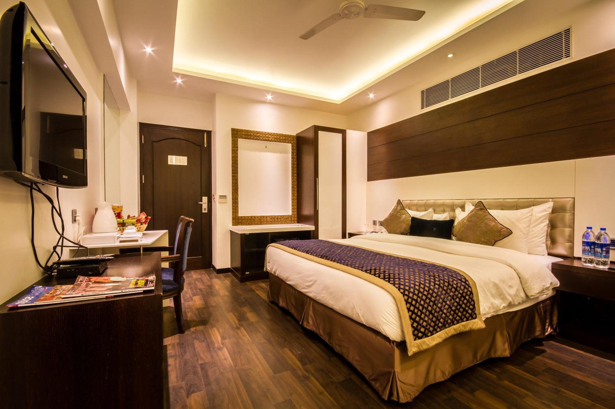 Executive Room Airport Pickup