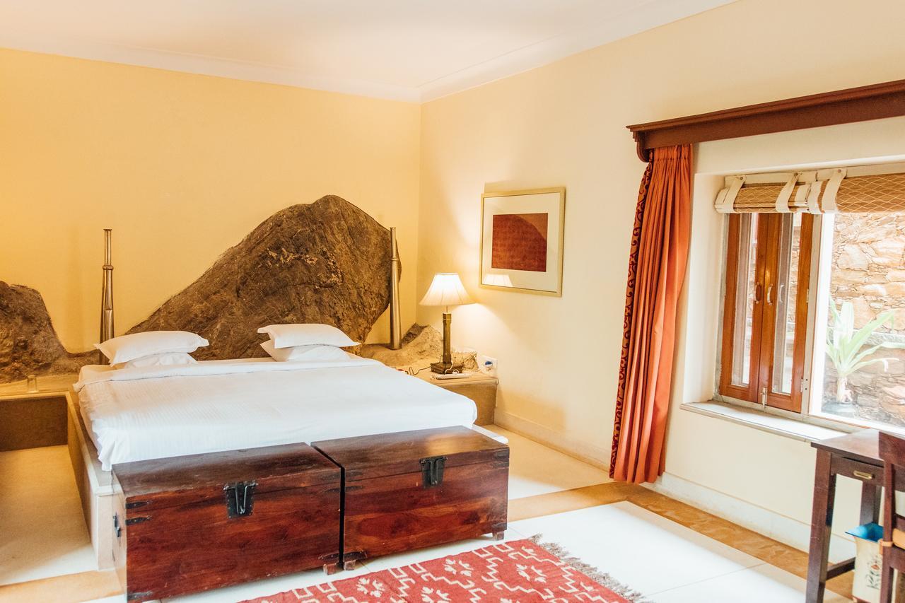 Deluxe Suite,718421281:JPEG