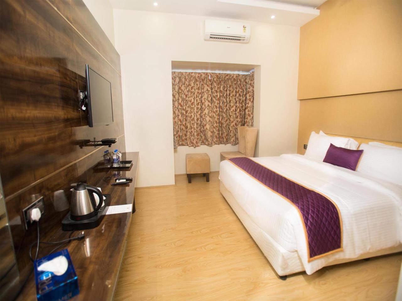 Standard Double Room,718496413:JPEG