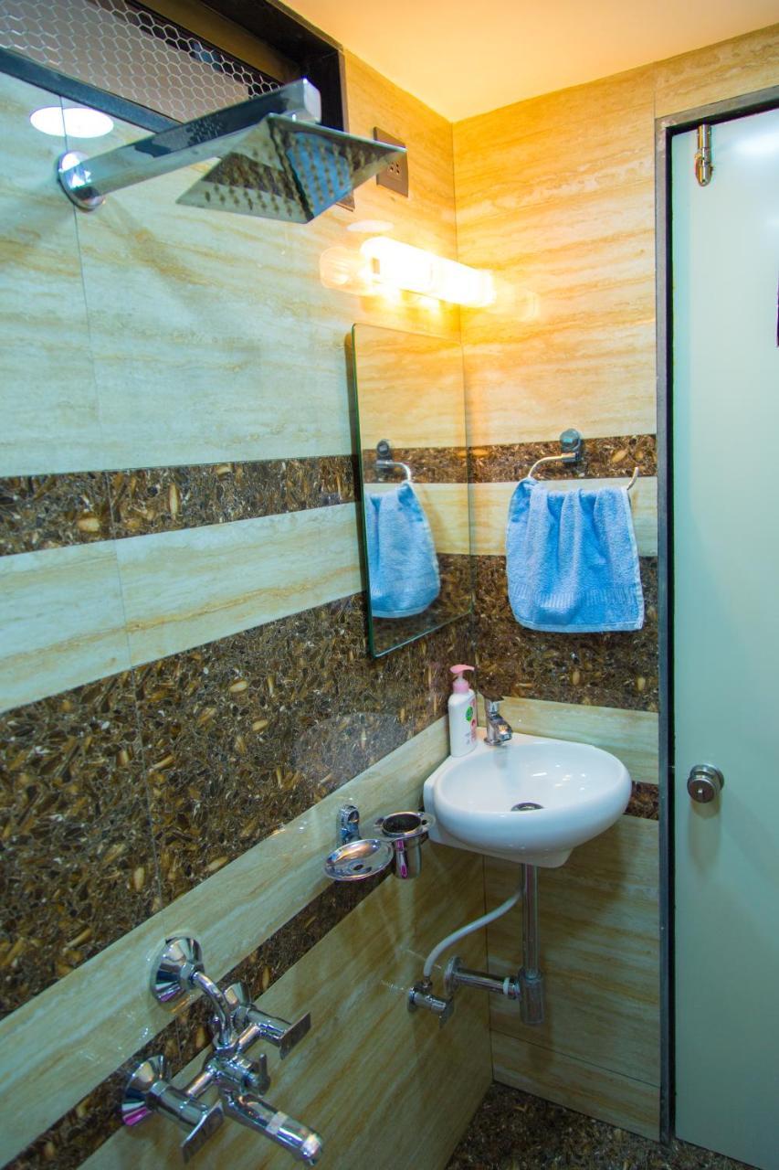 Economy Quadruple Room with Shared Bathroom