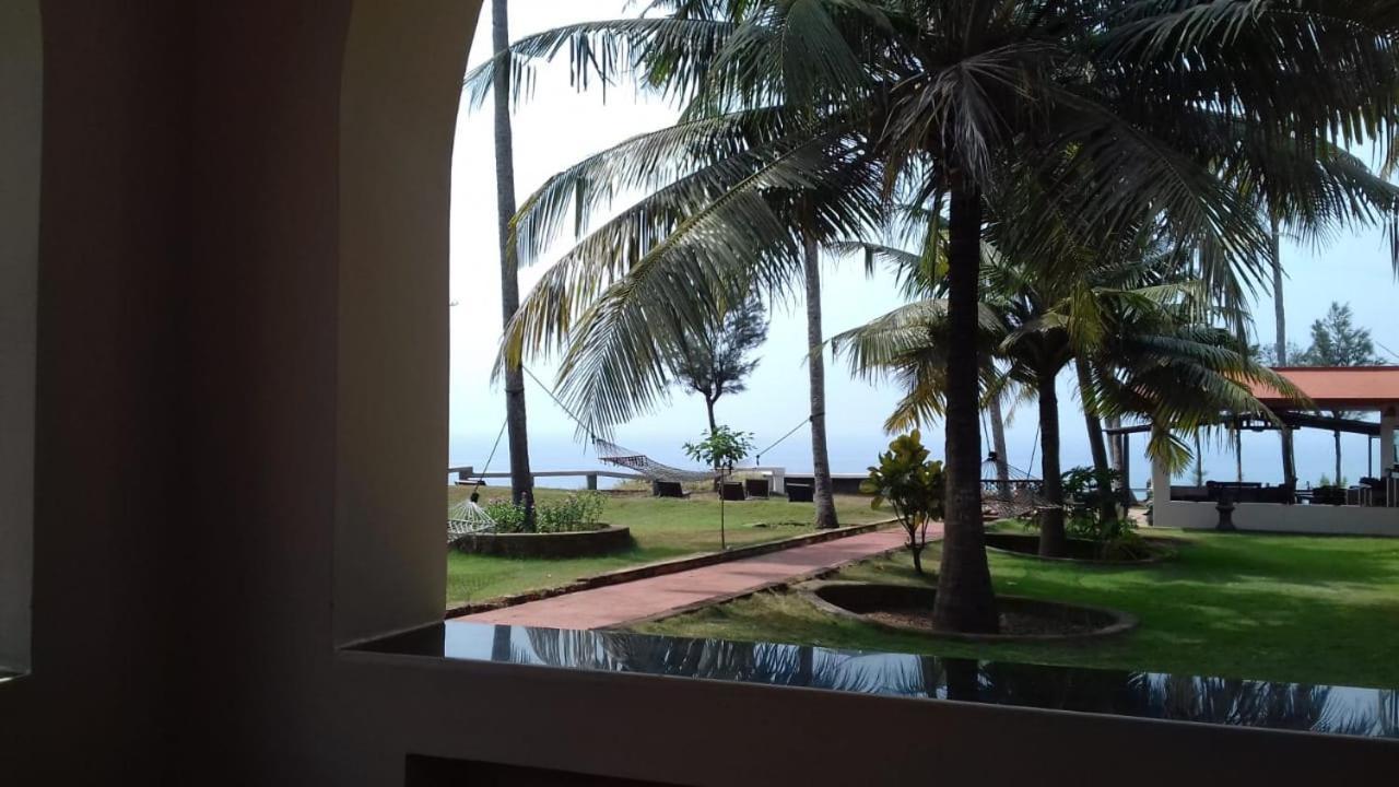 Deluxe Double or Twin Room Sea View