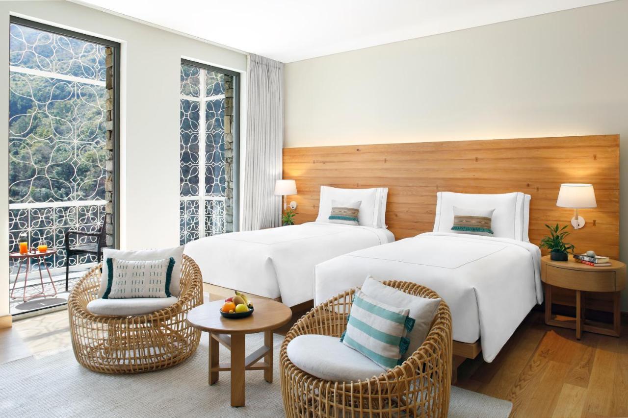 Deluxe Room Twin Bed