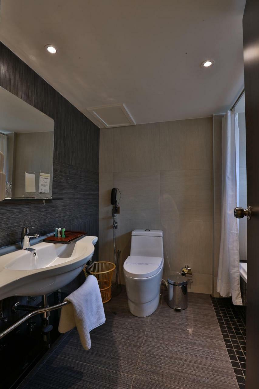 Presidential Suite