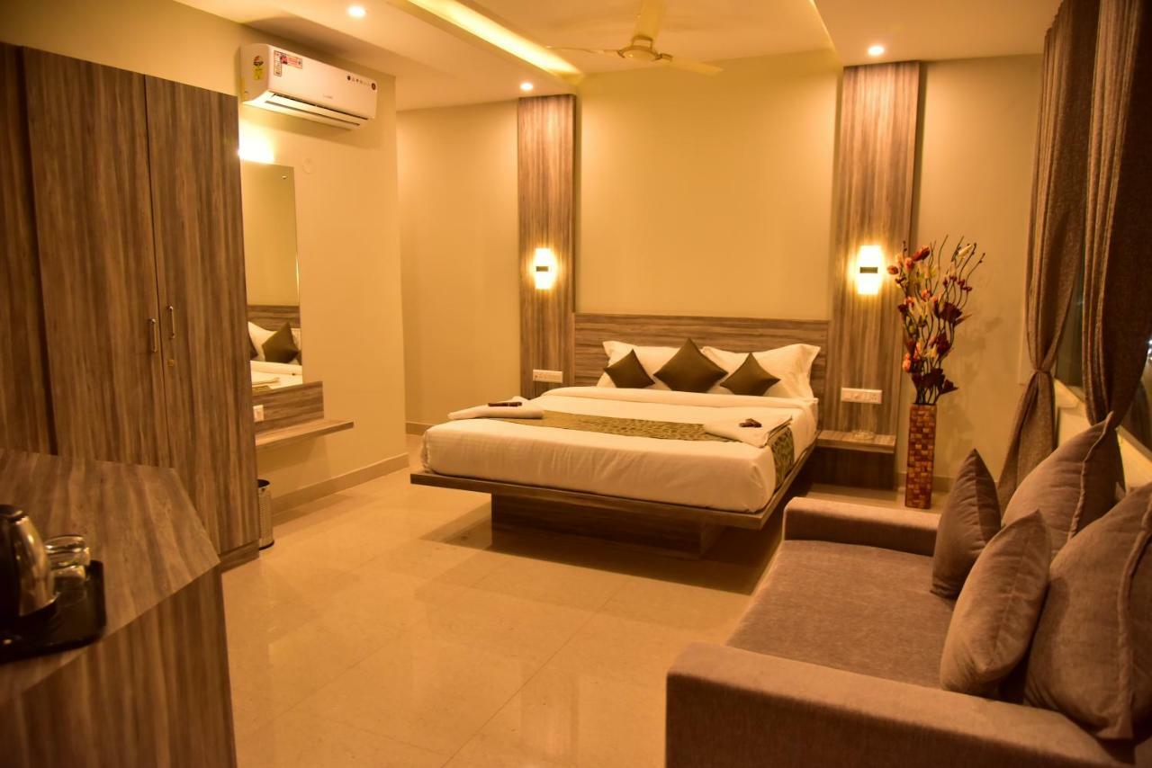 LE ROYAL SUITE