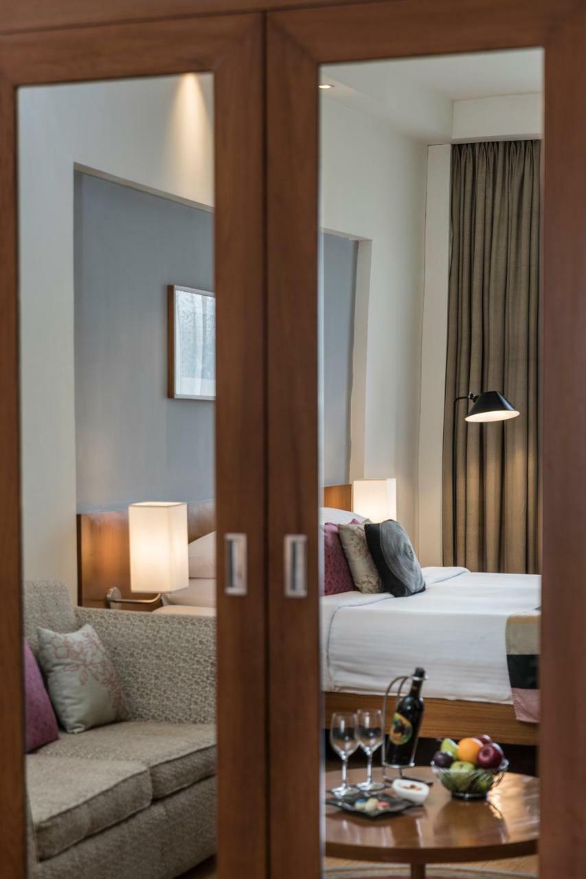 Luxury Double Room,989162749:JPEG