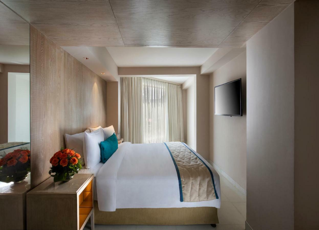 Executive suite 4 Pints of Beer on FNB & LaundryEnjoy Happy Hours 11 on Alcoholic Beverages Soft Beverages Early Check upto 2 hours,1393199783:JPEG