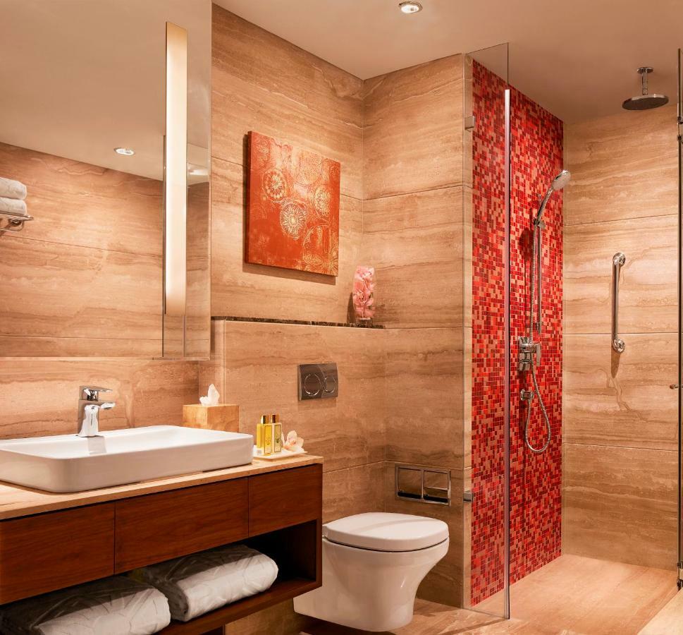 Luxury King Room City View,718420162:JPEG