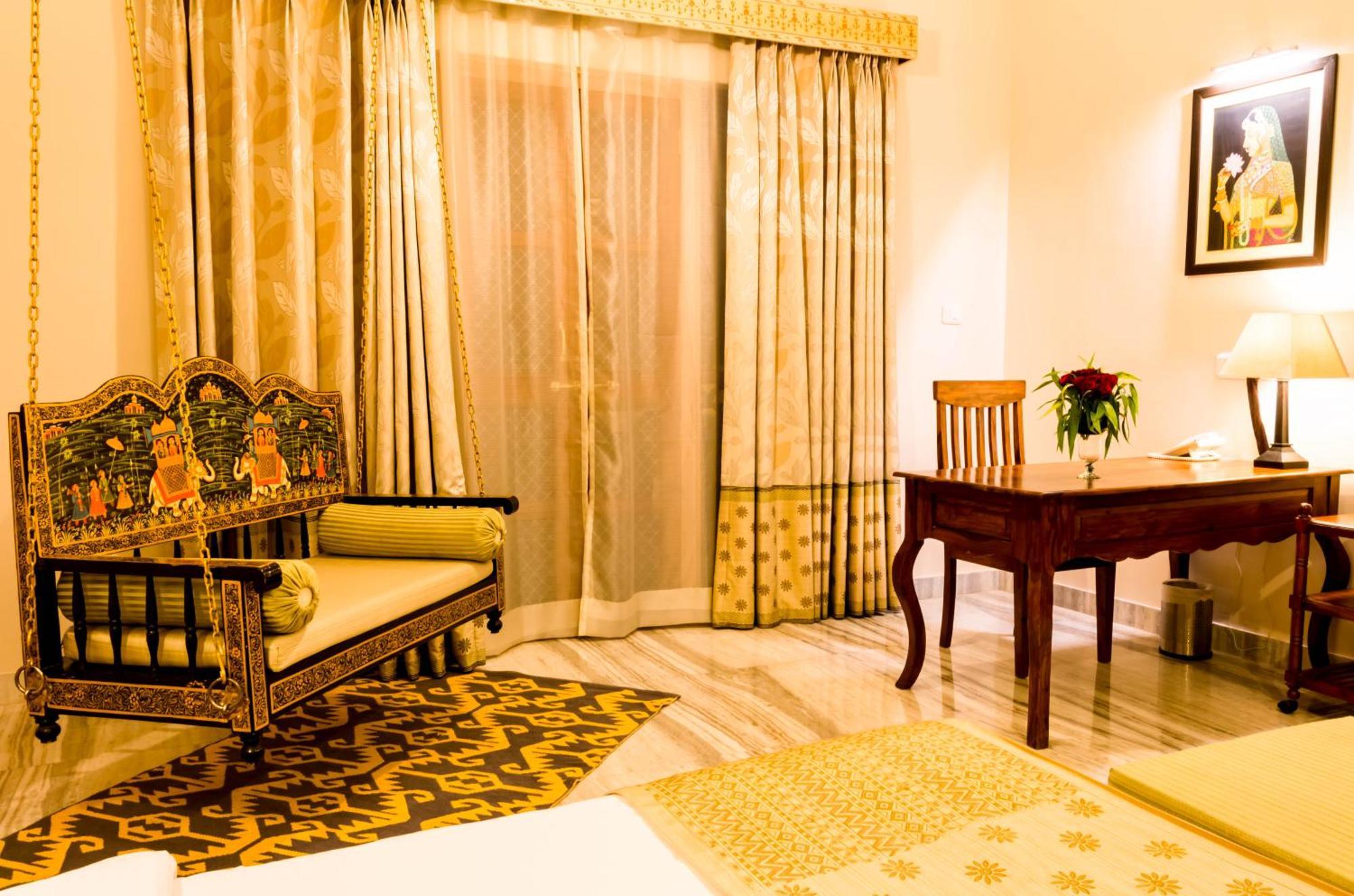 Deluxe Room King Bed